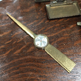 BULER SWISS ペーパーナイフ型時計 1960〜70年代